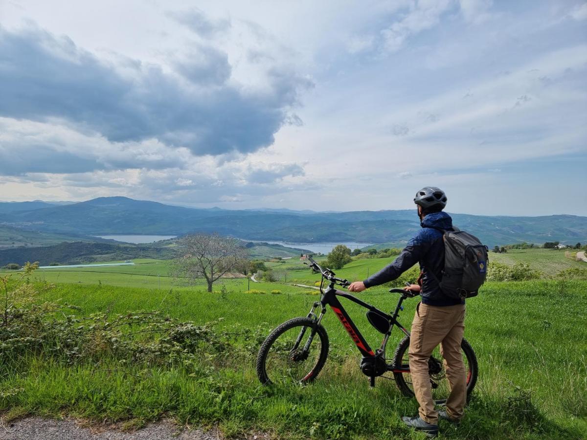 Agriturismo Essentia Dimora Rurale Larino ภายนอก รูปภาพ