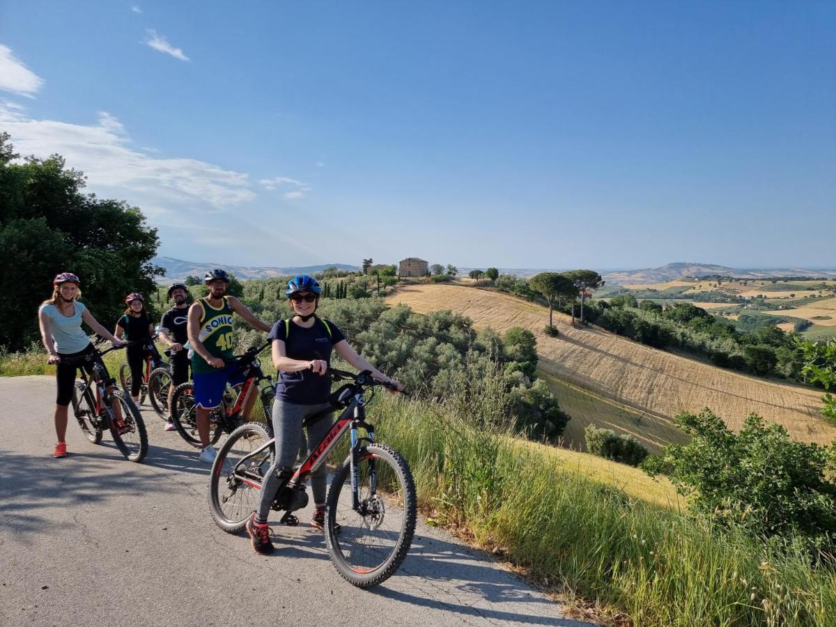 Agriturismo Essentia Dimora Rurale Larino ภายนอก รูปภาพ