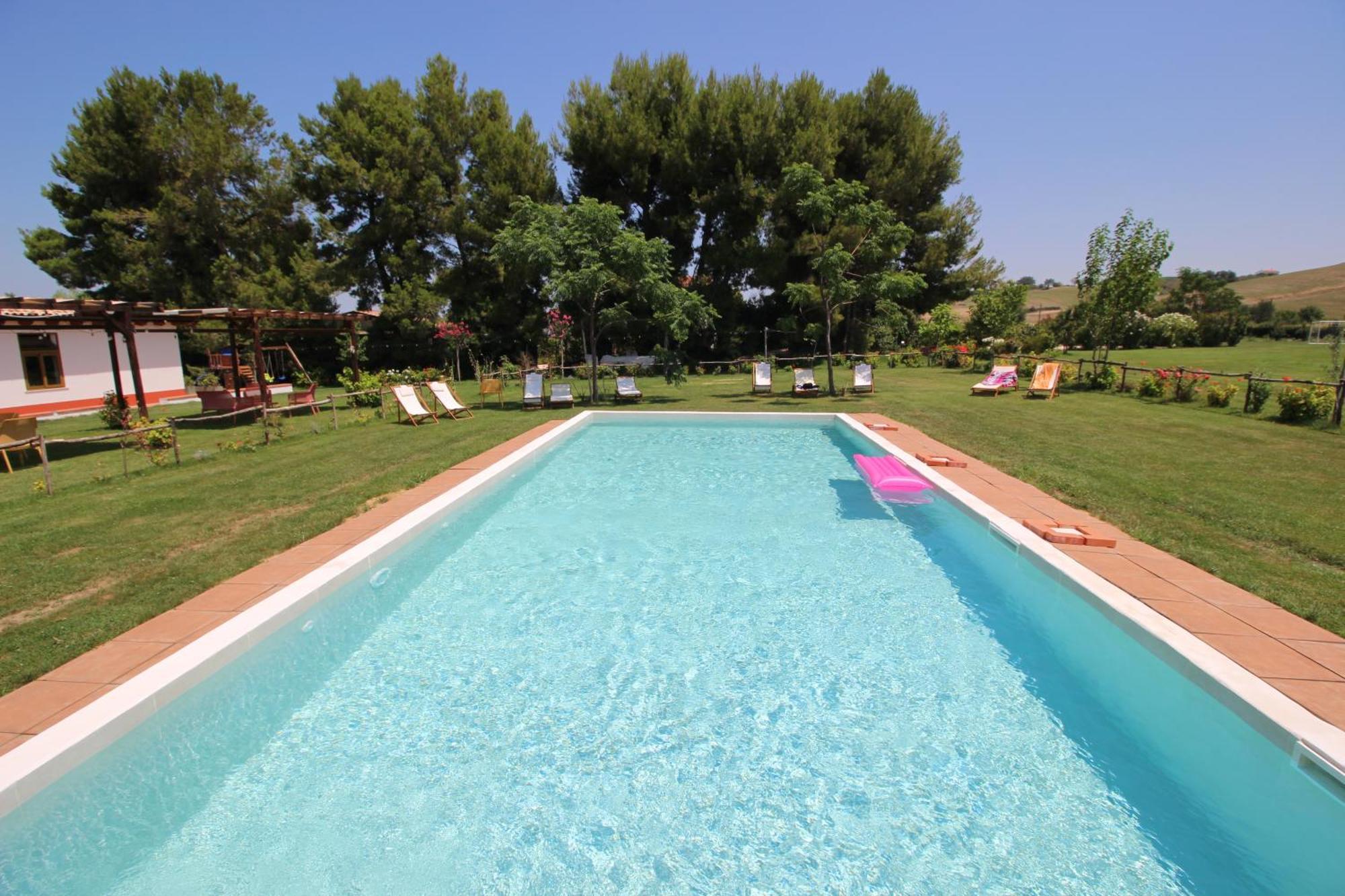 Agriturismo Essentia Dimora Rurale Larino ภายนอก รูปภาพ