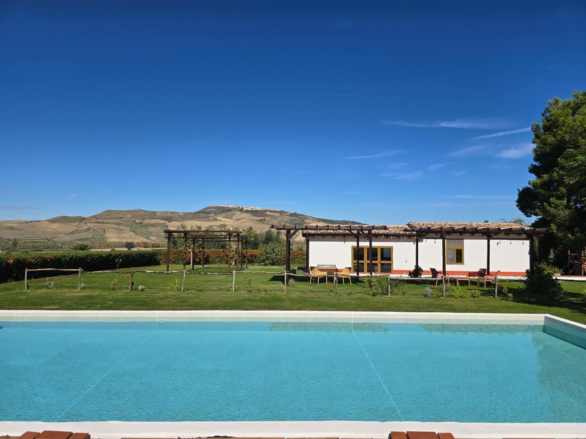 Agriturismo Essentia Dimora Rurale Larino ภายนอก รูปภาพ